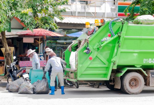 Choosing the right waste removal service